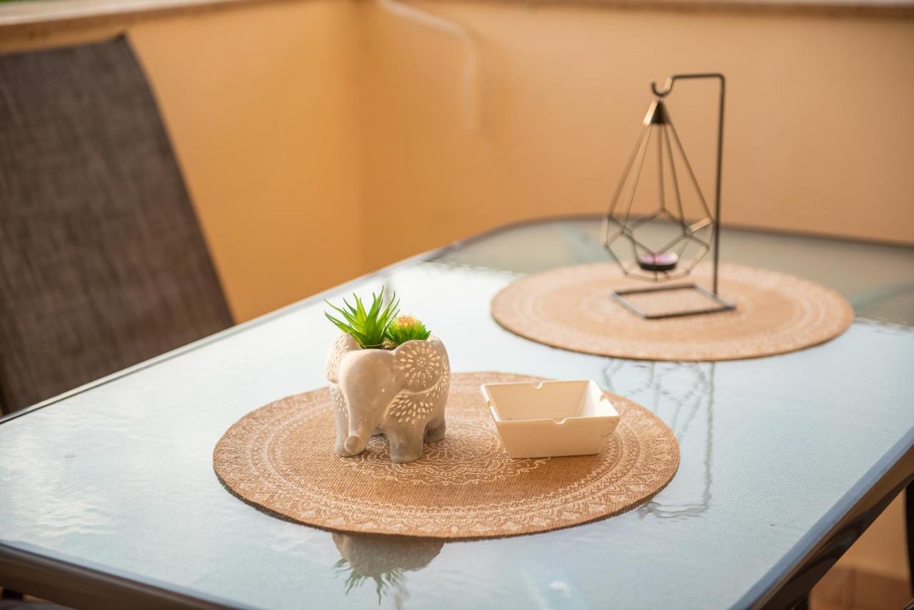 Garden Suite Néa Péramos 外观 照片